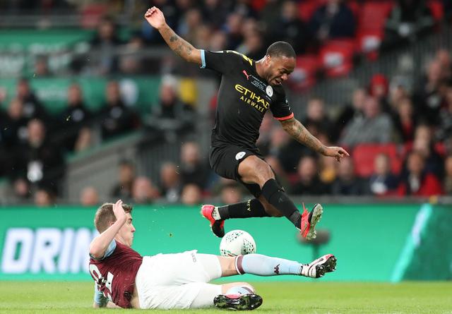 TA：曼城冬窗大概率召回埃切韦里，不排除留队的可能性（TA：曼城冬窗极有望召回埃切韦里，留队可能性仍在）