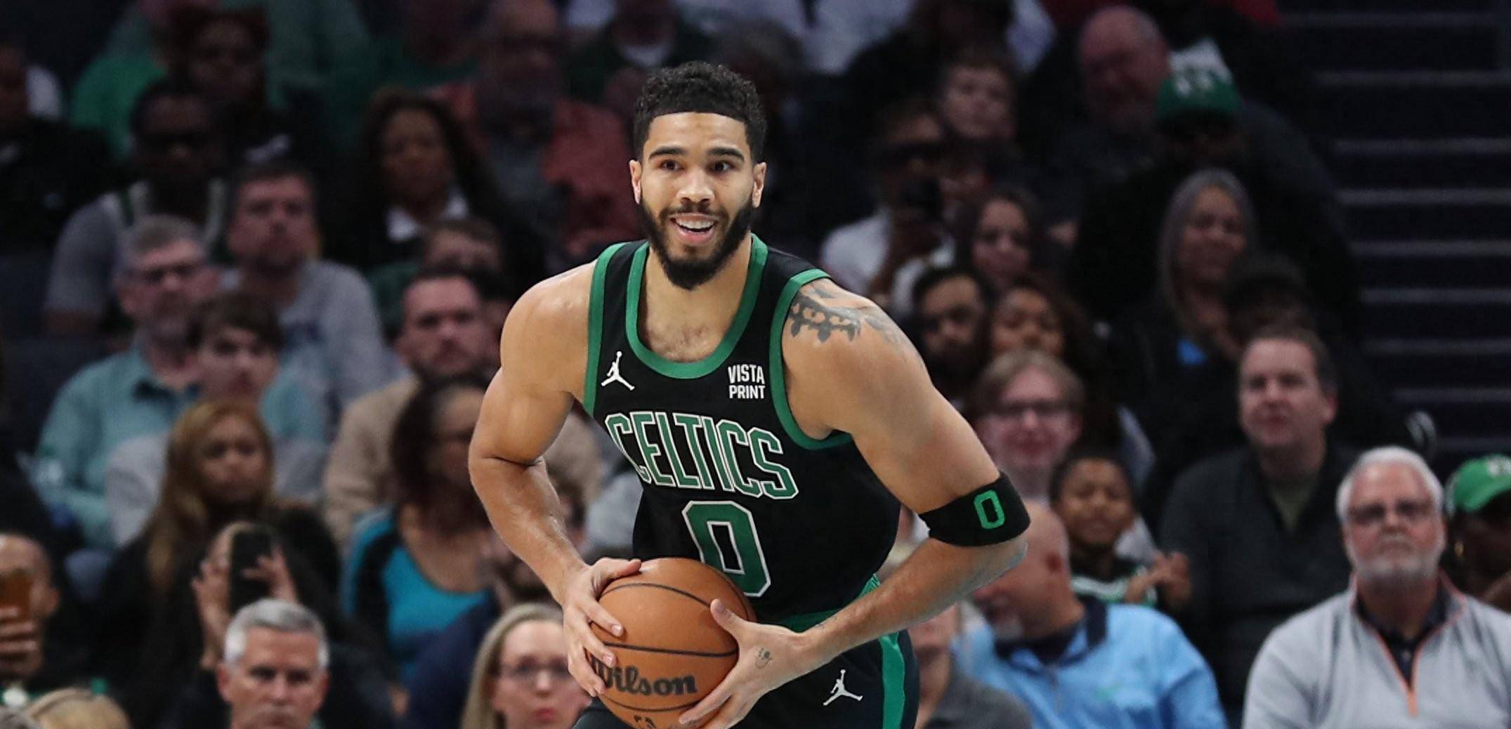 杜兰特：我完全可以一直出手，但主动传球会让队友建立信心（杜兰特：我能一直投，但主动分享球更能提升队友信心）