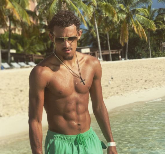 米体：意甲启用高可见度足球，荧光橙配色以往仅用于极端天气（米体：意甲改用高可视度用球，荧光橙此前仅限极端天气）