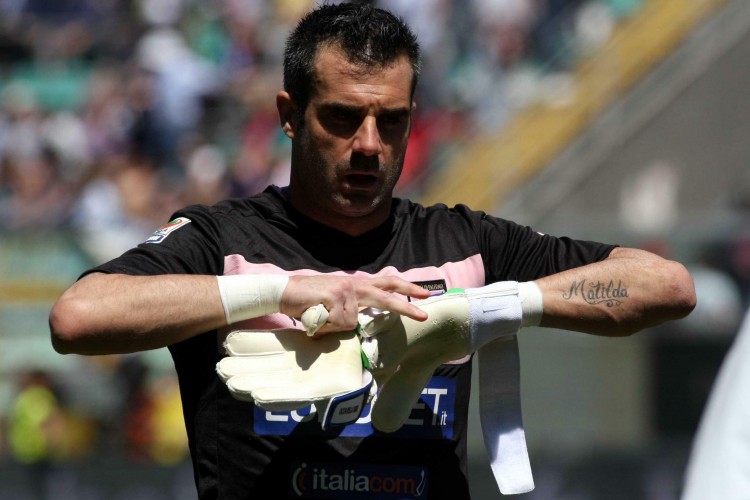 埃迪-豪：得肺炎住院后，意识到医疗体系与医护人员至关重要（肺炎住院经历让埃迪·豪深知医疗体系与医护人员的重要）