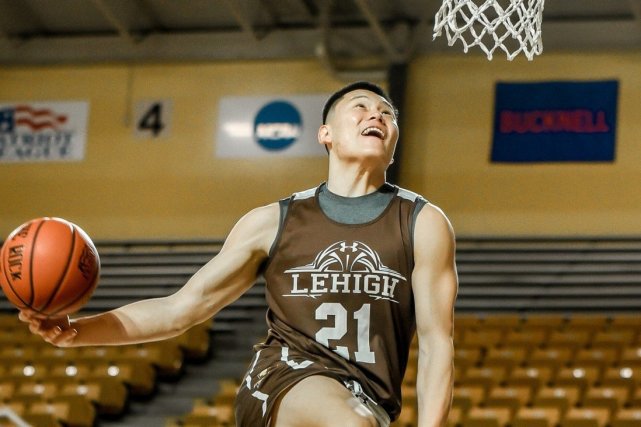 高调冲超！深圳青年人官宣：球队不差钱，已联系4名中超外援（深圳青年人官宣冲超目标：资金充裕，已洽谈4名中超外援）