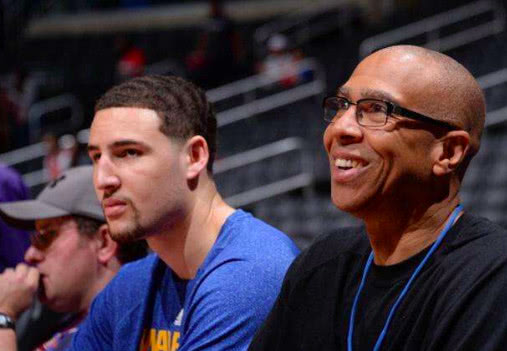 尤尔曼德：我们踢得非常好；弗莱肯的扑救改变了比赛局势（尤尔曼德：球队发挥出色，弗莱肯神扑扭转战局）