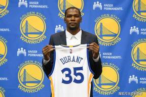 三球&克尼佩尔&米勒同时砍25分+5助，创NBA历史纪录（三球、克尼佩尔、米勒同砍25分+5助攻，改写NBA历史纪录）