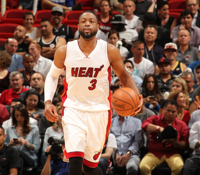 形势不妙！雄鹿7连败现存联盟最长，排名跌至东部第11（警报拉响！雄鹿吞下7连败成联盟现役最长，东部排名跌至第11）