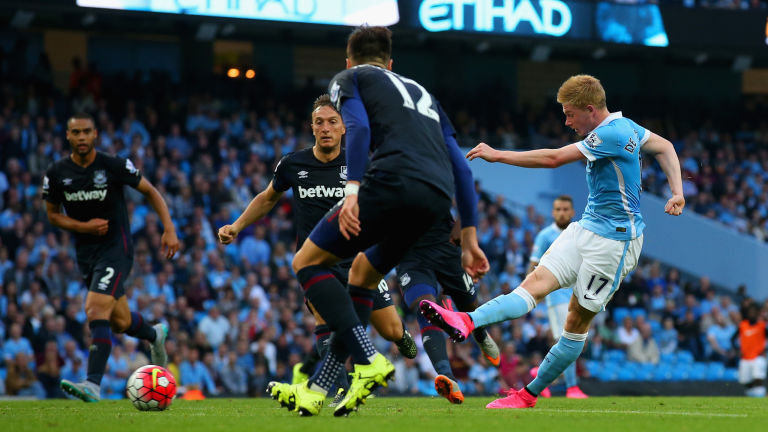 斯科尔斯、卡拉格都认为：哈白布是足球历史上最佳中场组合（斯科尔斯与卡拉格一致认为：哈白布堪称足坛史上最强中场组合）