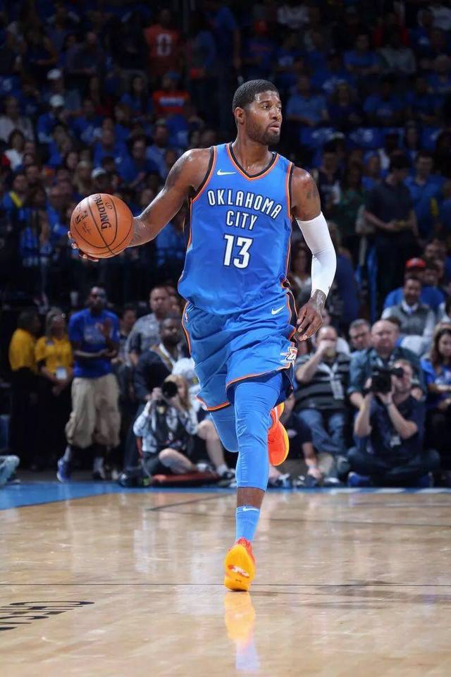 卡恩：阿森纳第一个进球是犯规；拜仁的经历于我已是过往（卡恩：阿森纳首球应判犯规；与拜仁的过往已翻篇）