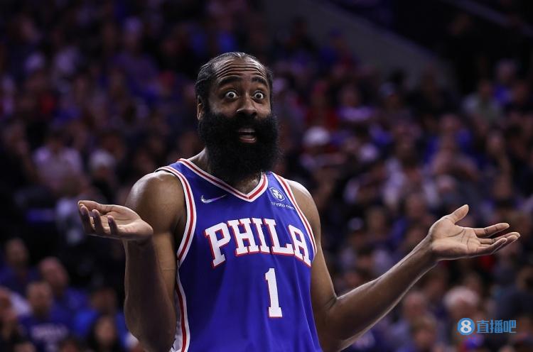 大学篮球和NBA比有何不同？弗拉格：对抗以及对空间的利用（弗拉格谈大学篮球与NBA的差异：对抗强度与空间运用）