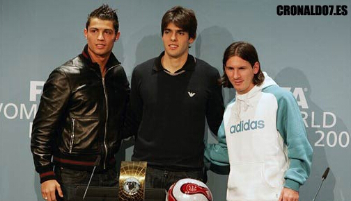 关键球对飙！爱德华兹对抗约基奇上篮追至1分 穆雷三分强势回应（关键时刻火拼：爱德华兹强突约基奇追到只差1分，穆雷三分立刻回敬）