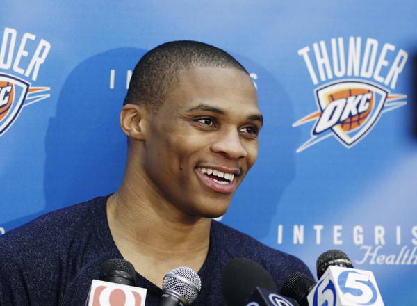 记者：埃切韦里将租借加盟赫罗纳，租期半个赛季（记者：埃切韦里半赛季租借赴赫罗纳）